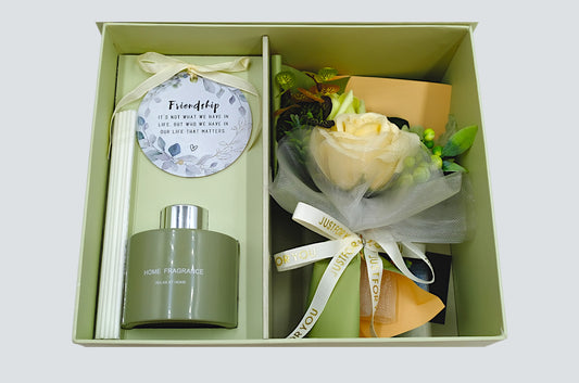 Special Friend Deluxe Gift Set
